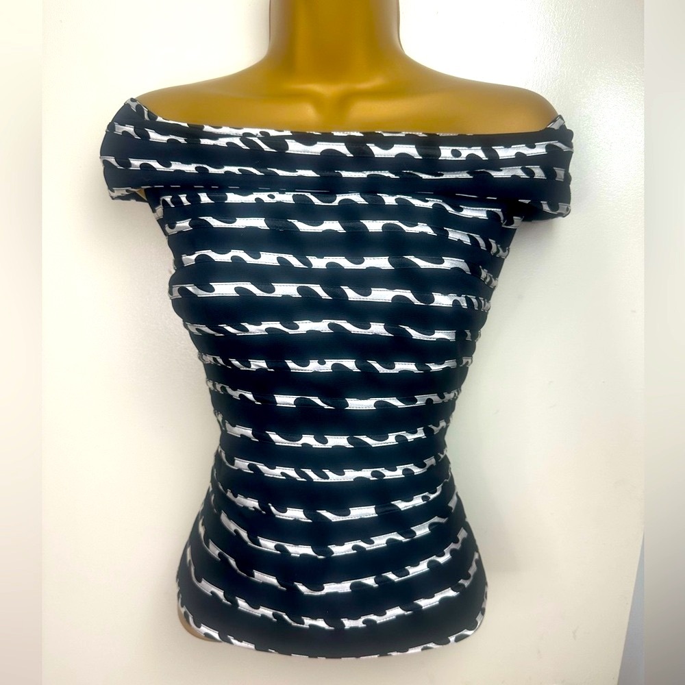 Cache Luxe Black White Striped OffThe Shoulder Vintage‎ 90’s/Y2K Corset-Like Top
